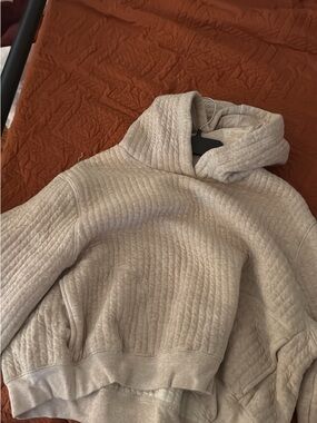 aerie Quilted Light Beige Hoodie